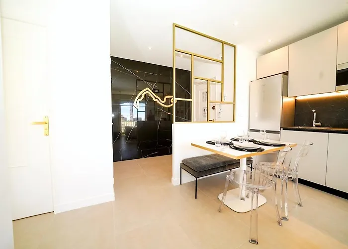 Monaco - Entire Floor With Parking Apartamento *