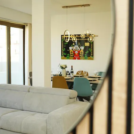 شقة Monaco - Entire Floor With Terrace And Garage بوزولي