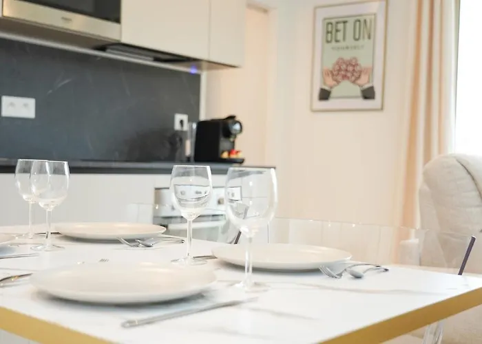 Monaco - Entire Floor With Parking Apartment