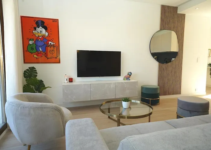 Monaco - Entire Floor With Parking Apartment