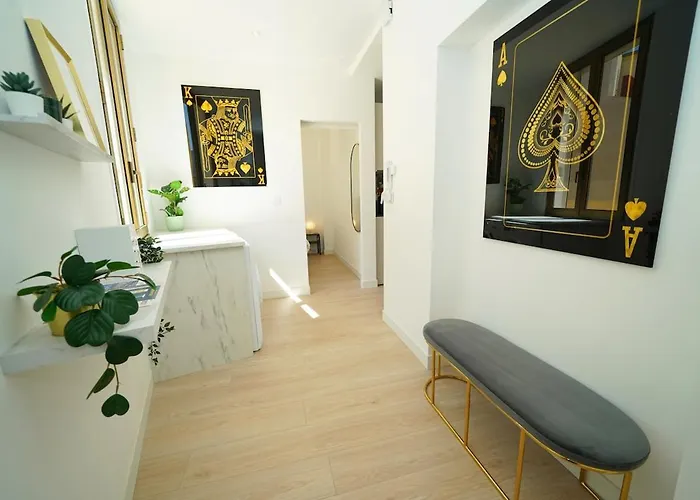 Monaco - Entire Floor With Parking * Beausoleil